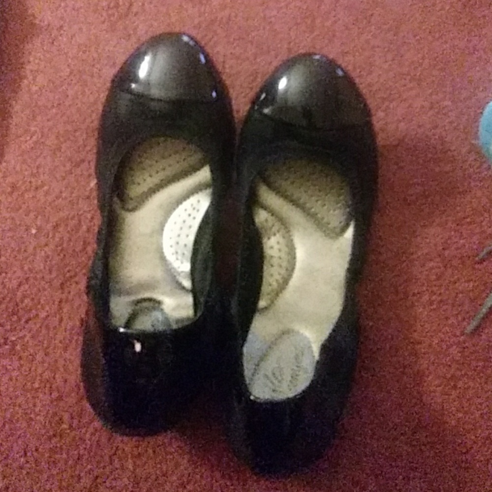 Shoes never worn